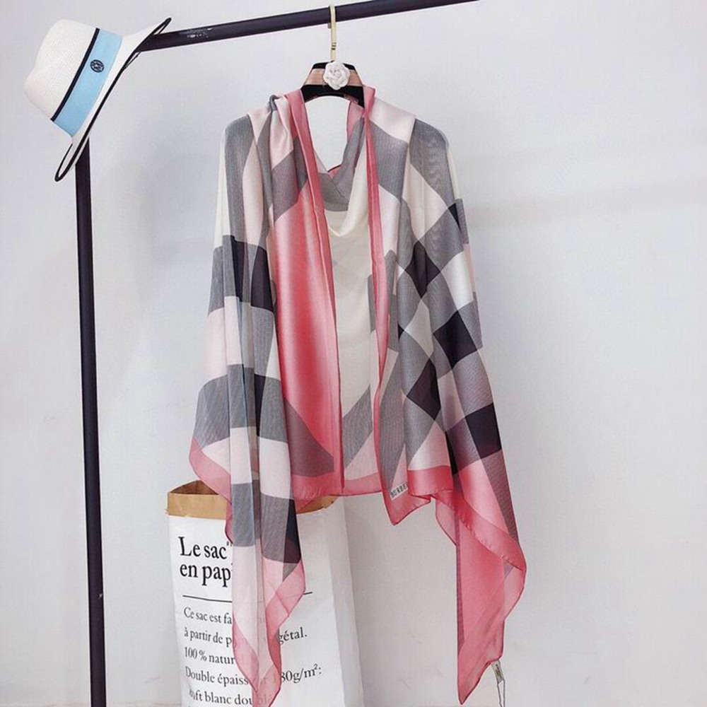B**rry scarf